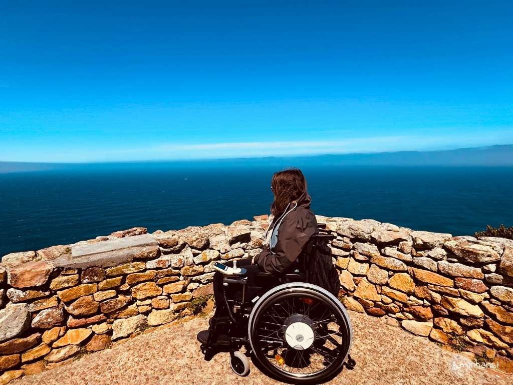 Südafrika - Kapstadt - Kap der guten Hoffnung - Am Leuchtturm Nur noch Meer und dann kommt die Antarktis Südafrika - Kapstadt - Kap der guten Hoffnung - Am Leuchtturm Nur noch Meer und dann kommt die Antarktis