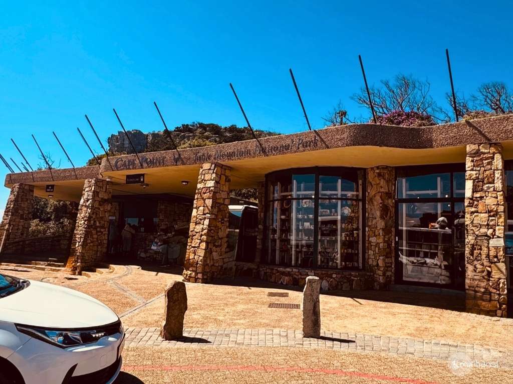 Südafrika - Kapstadt - Kap der guten Hoffnung - Bahnstation mit barrierefreie Bahn Richtung Leuchtturm Südafrika - Kapstadt - Kap der guten Hoffnung - Bahnstation mit barrierefreie Bahn Richtung Leuchtturm