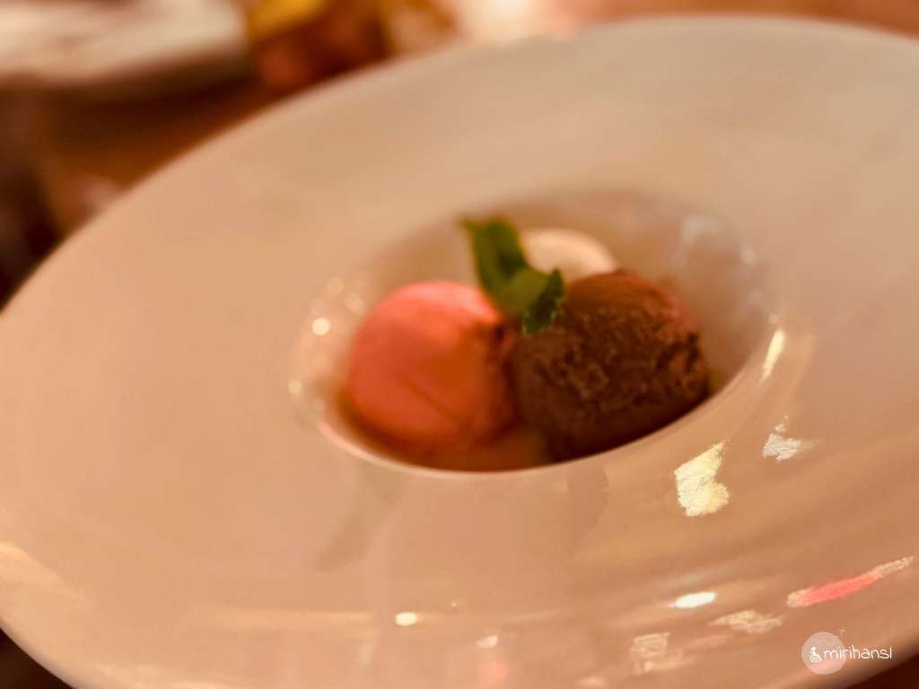 Südafrika - Kapstadt - Restaurant Grand Pavillon in Seapoint - Super leckeres Nachtisch Südafrika - Kapstadt - Restaurant Grand Pavillon in Seapoint - Super leckeres Nachtisch