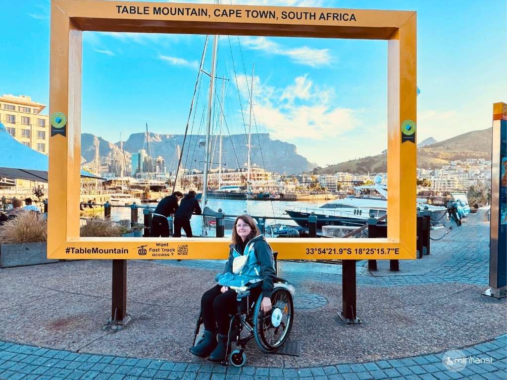 Südafrika - Kapstadt - V&A Waterfront Ich und im Hintergrund der Tafelberg Südafrika - Kapstadt - V&A Waterfront Ich und im Hintergrund der Tafelberg