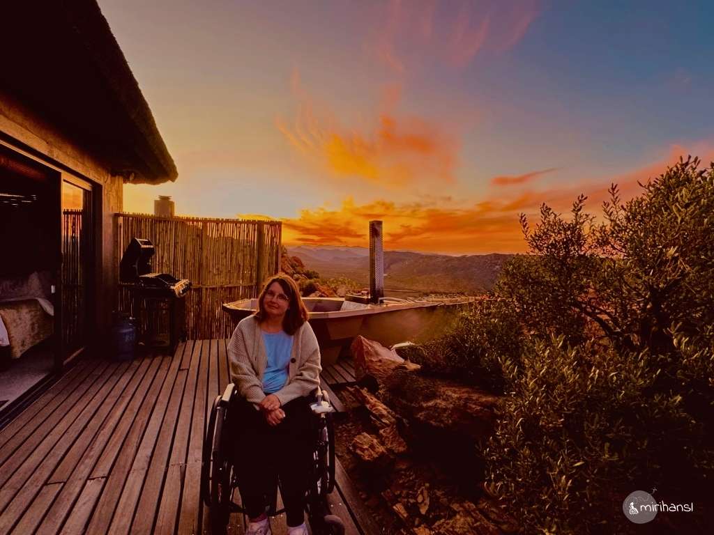 Südafrika - Kleine Karoo Wüste - Wunderschöner Sonnenuntergang auf unserer Terrasse Südafrika - Kleine Karoo Wüste - Wunderschöner Sonnenuntergang auf unserer Terrasse