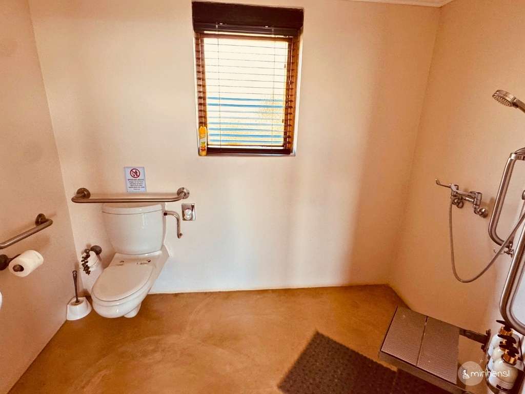 Südafrika - Safari in der Kuzuko Lodge im Addo Elephant Nationalpark - Unser Badezimmer Südafrika - Safari in der Kuzuko Lodge im Addo Elephant Nationalpark - Unser Badezimmer