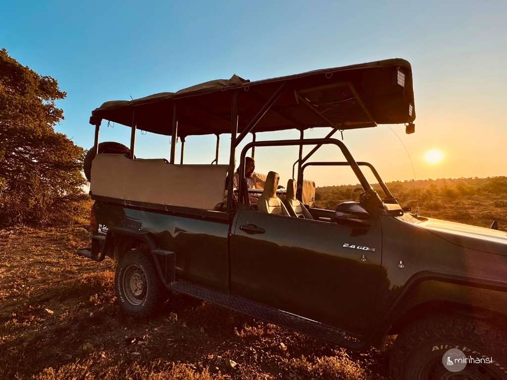 Südafrika - Safari in der Kuzuko Lodge im Addo Elephant Nationalpark - Unser Safari Fahrzeug Südafrika - Safari in der Kuzuko Lodge im Addo Elephant Nationalpark - Unser Safari Fahrzeug